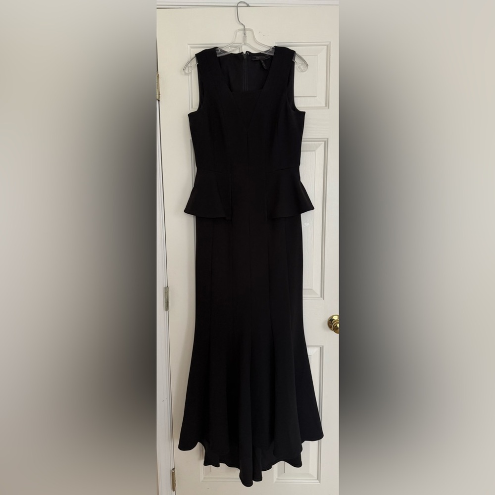 BCBGMaxAzria Black Sleeveless V-Neck Sheath Dress